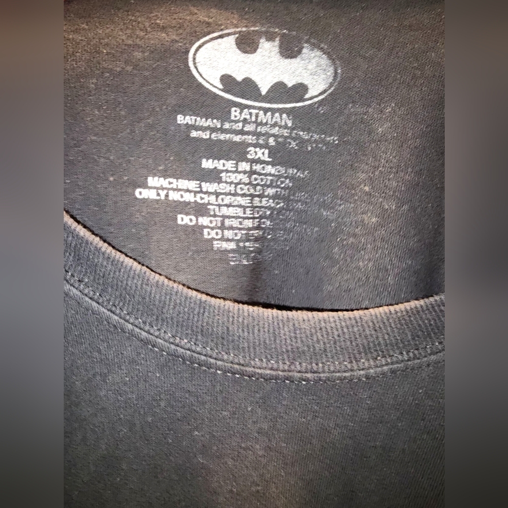 🔥EUC Batman TM & DC Comics T-Shirt  Black Yellow Men's Size 3XL Short Sleeve🔥 - Picture 3 of 3
